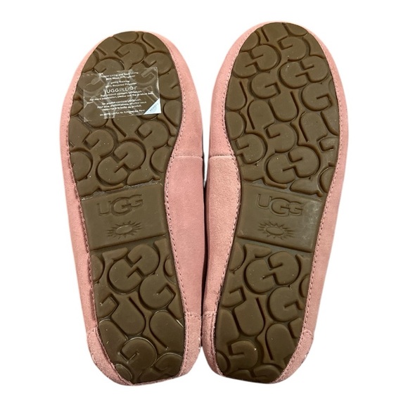 UGG Cozy pink Moccasin Slippers - Picture 4 of 5